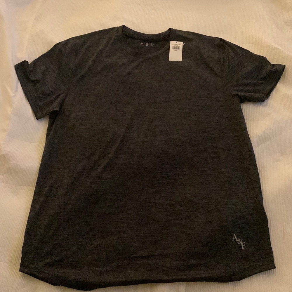 Brand New Mens Abercrombie T
